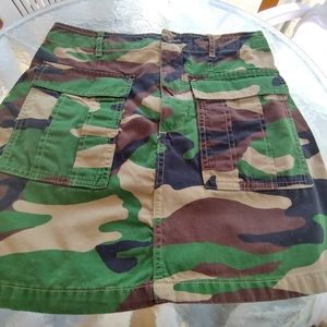 Cargo mini skirt